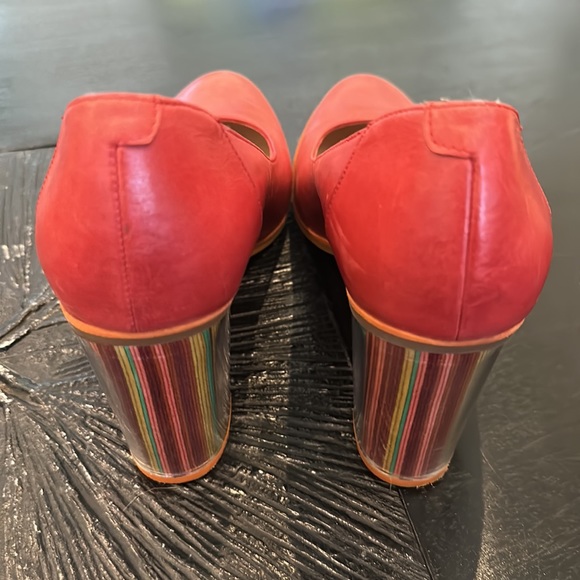 AUDLEY Red Leather Round Toe Crazy Ass Block Heels - Picture 5 of 8